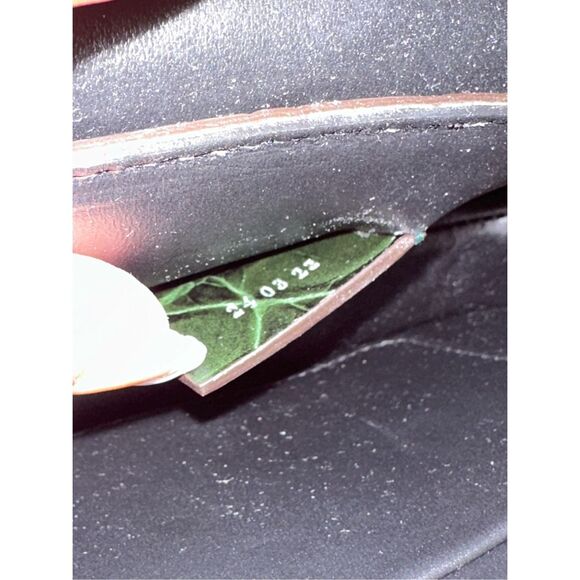 Balmain Blaze Smooth Calf Leather Medium Flap Clutch Crossbody Bag Green $2650 - Picture 15 of 16